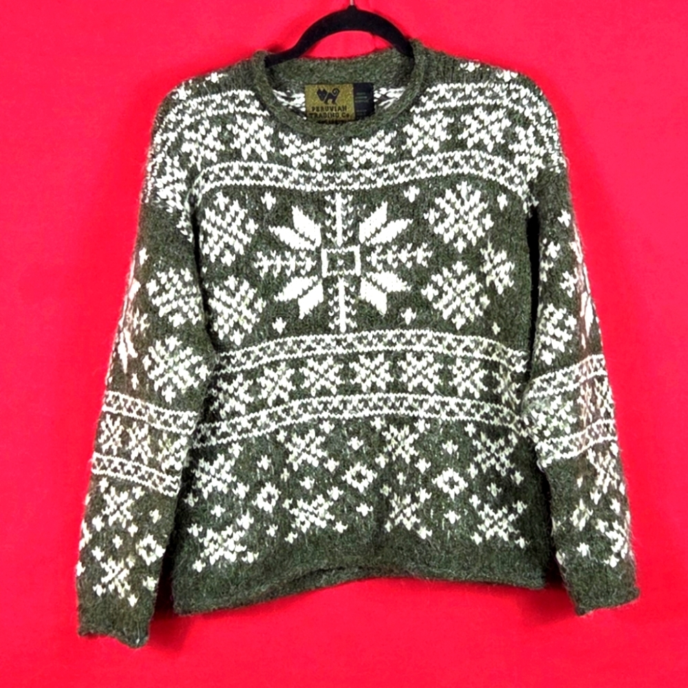 PERUVIAN TRADING CO Snowflake Sweater Green Holiday
